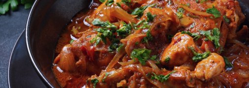 Апетитна грузинська страва — чахохбілі