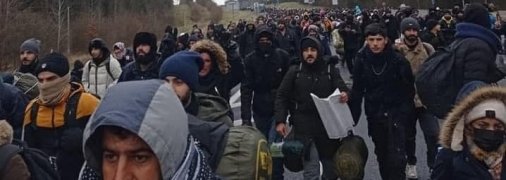 Иракские нелегальные мигранты на границе Беларуси и Польши