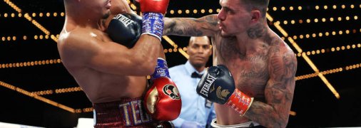 Джордж Камбосос переміг Теофімо Лопеса