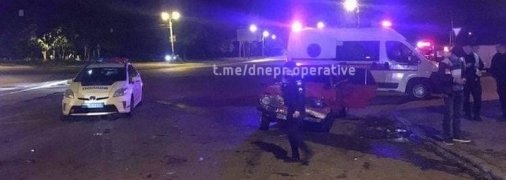 У Дніпрі сталося потрійне ДТП: є постраждалі (фото)