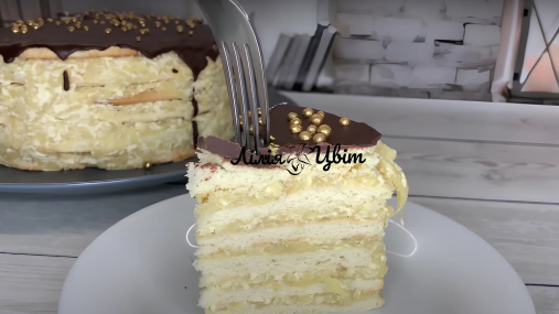 Просто и роскошно: торт, который сделает ваше застолье незабываемым (видео)