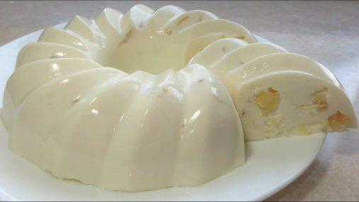 Необычный творожный десерт: готовим килограмм вкусноты без выпечки (видео)