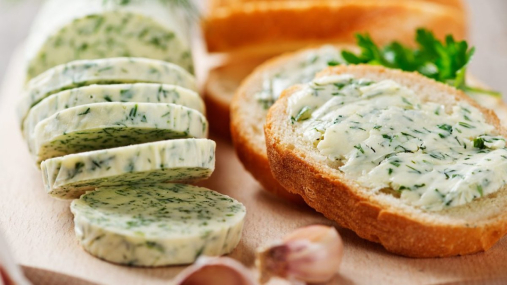 Сливочное масло с ароматными добавками: простой способ сделать классический продукт особенным