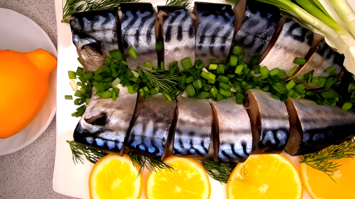 Не запечена і не смажена: як приготувати скумбрію до новорічного столу