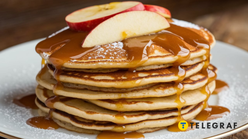 Приготовьте эти нежные яблочные оладьи: простой рецепт с минимальным набором ингредиентов (видео)