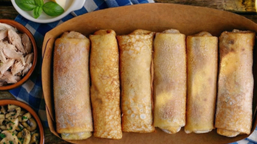 Такие блины вы точно не пробовали: приготовьте тесто на айране (видео)