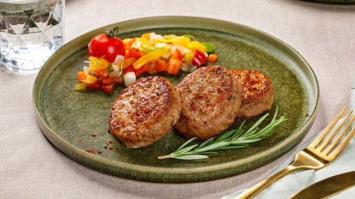 Котлеты получатся нереально сочными: вот что добавить к ним вместо хлеба (видео)