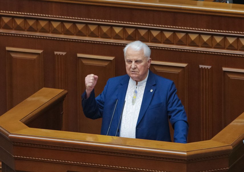 Похований на одному з найстаріших кладовищ Києва: як виглядає могила експрезидента України Кравчука 16 ywAAAAAAQABAAACAUwAOw==