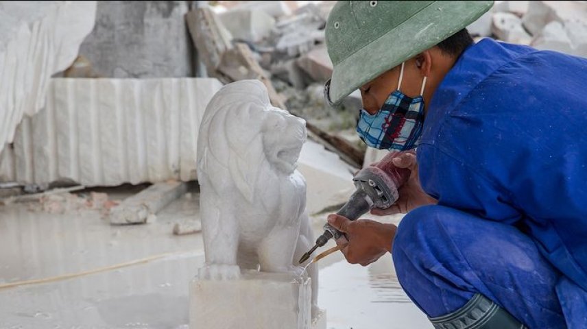 Вьетнам: как делают каменные скульптуры (Фото)