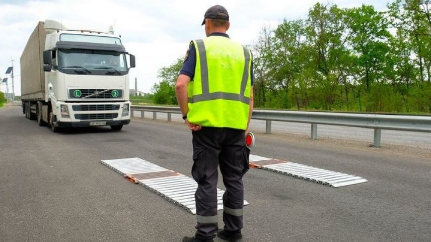 За перегруз – 51 000 гривен штрафа: остановят ли новые правила автоперевозчиков-нарушителей